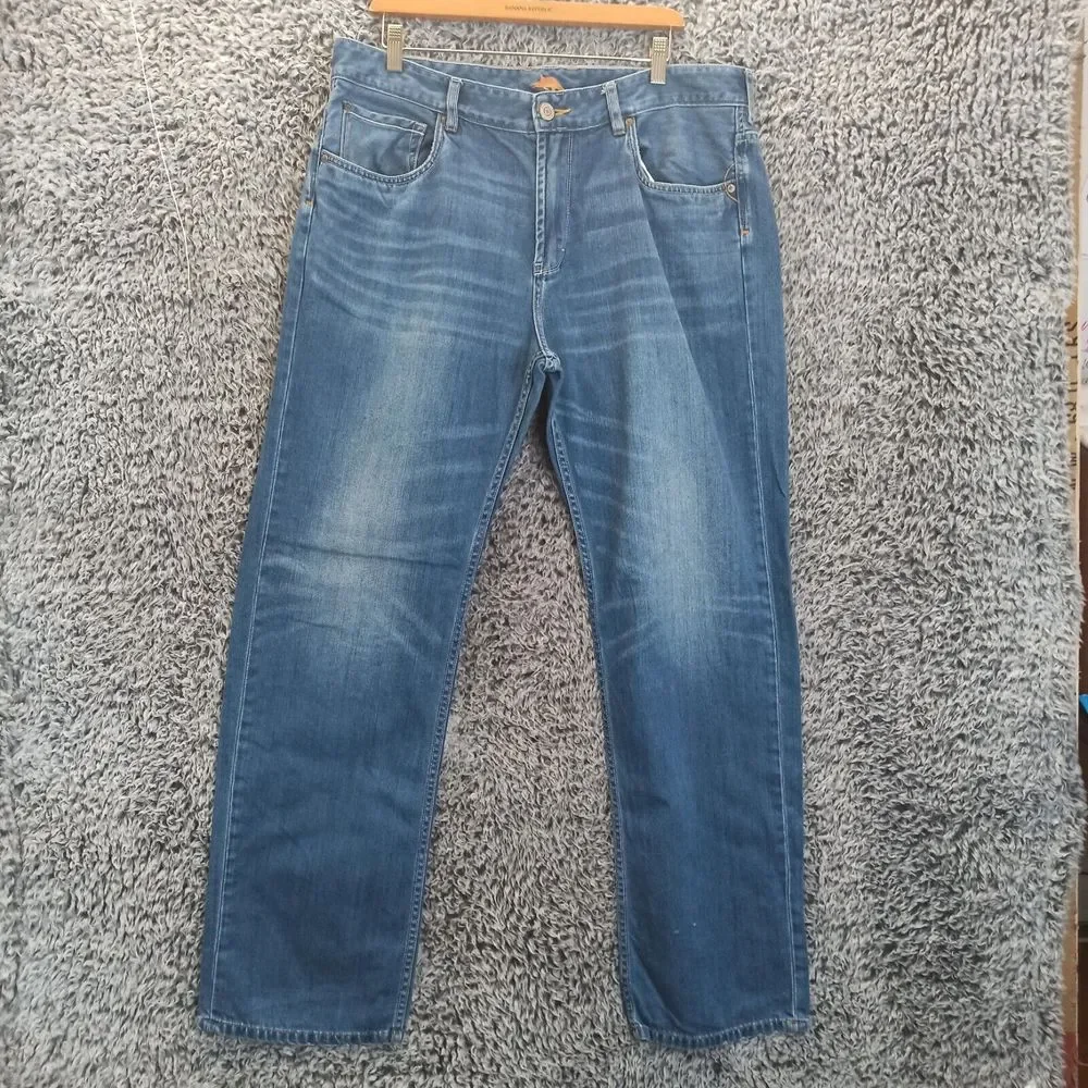 Tommy Bahama Jeans Men 38/32 Blue Straight Leg High Rise Mid Wash Denim - Picture 1 of 10